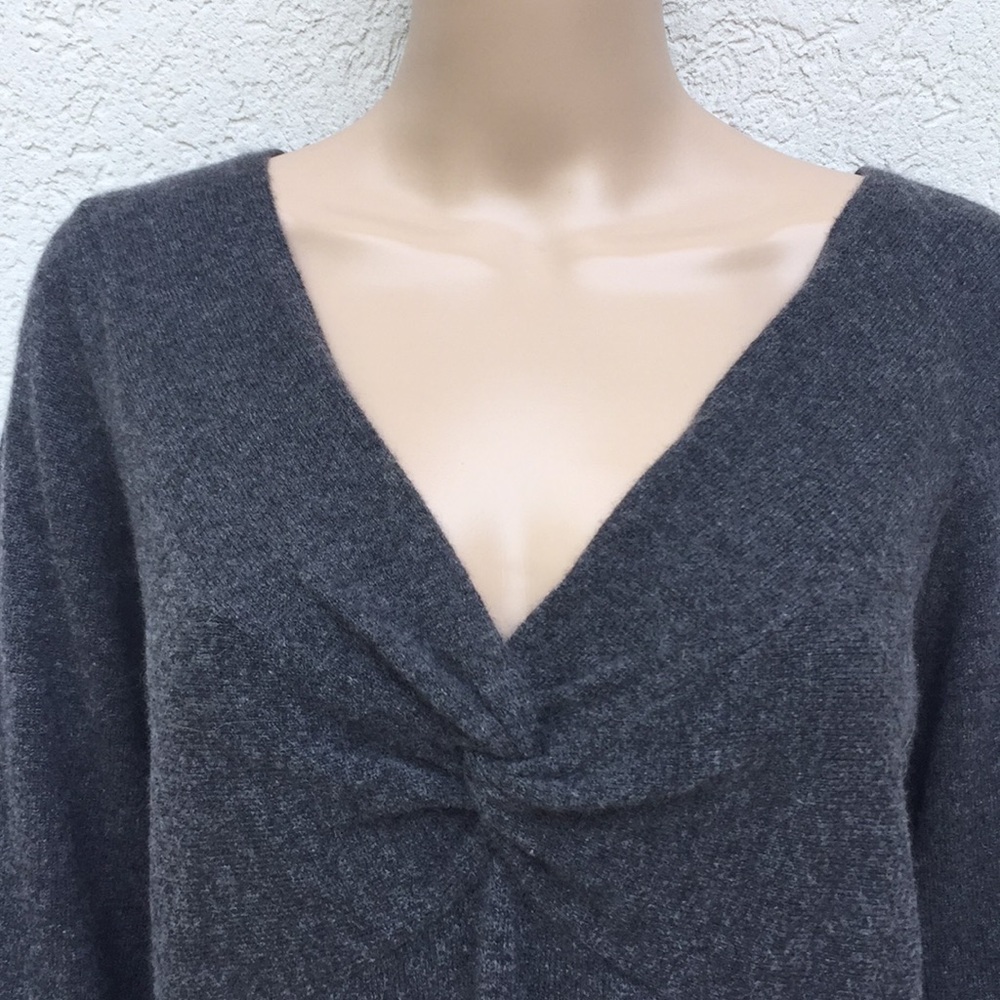 Lord and Taylor cashmere sweater XL gray twist front - Picture 2 of 6